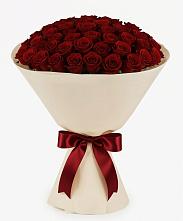 Букет 101 Бордовая роза Блэк Бакарра в Каменномостский