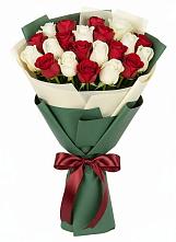 Букет Микс из красных и белых роз #REPLACE_PRED# Каменномостский