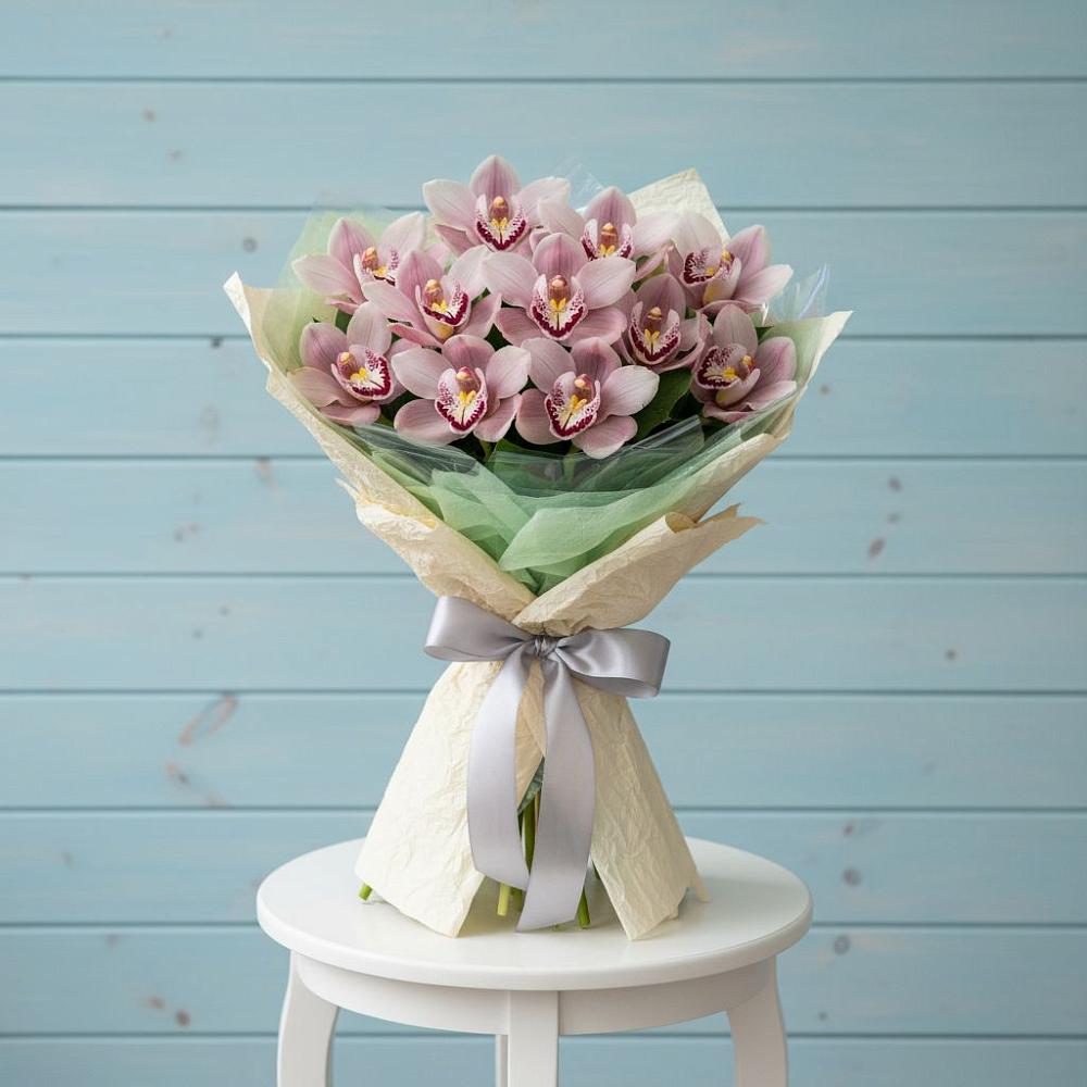 Букет цветов из: Орхидеи и Розы в Каменномостский