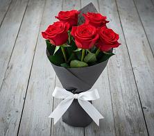 Букет 5 Красных роз Эдлесс Лав #REPLACE_PRED# Каменномостский