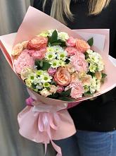 Букет цветов из:  Гвоздики, Розы и Хризантемы в Каменномостский