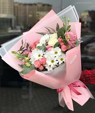 Букет цветов из:  Розы, Лизиантусы и Хризантемы #REPLACE_PRED# Каменномостский