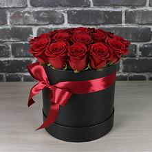 Цветочная композиция из Розы в шляпной коробке в Каменномостский